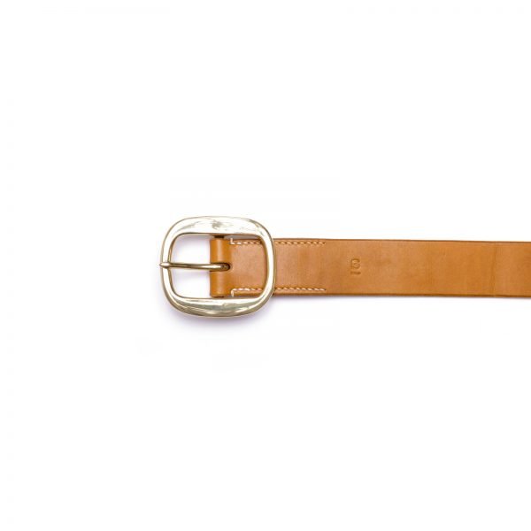 Hand crafted hand stitched London Tan colour color english bridle leather belt with solid brass swagehead english buckle, luxury goods heirloom
